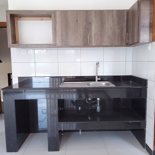 Kitchen-Cabinet-Woodworks